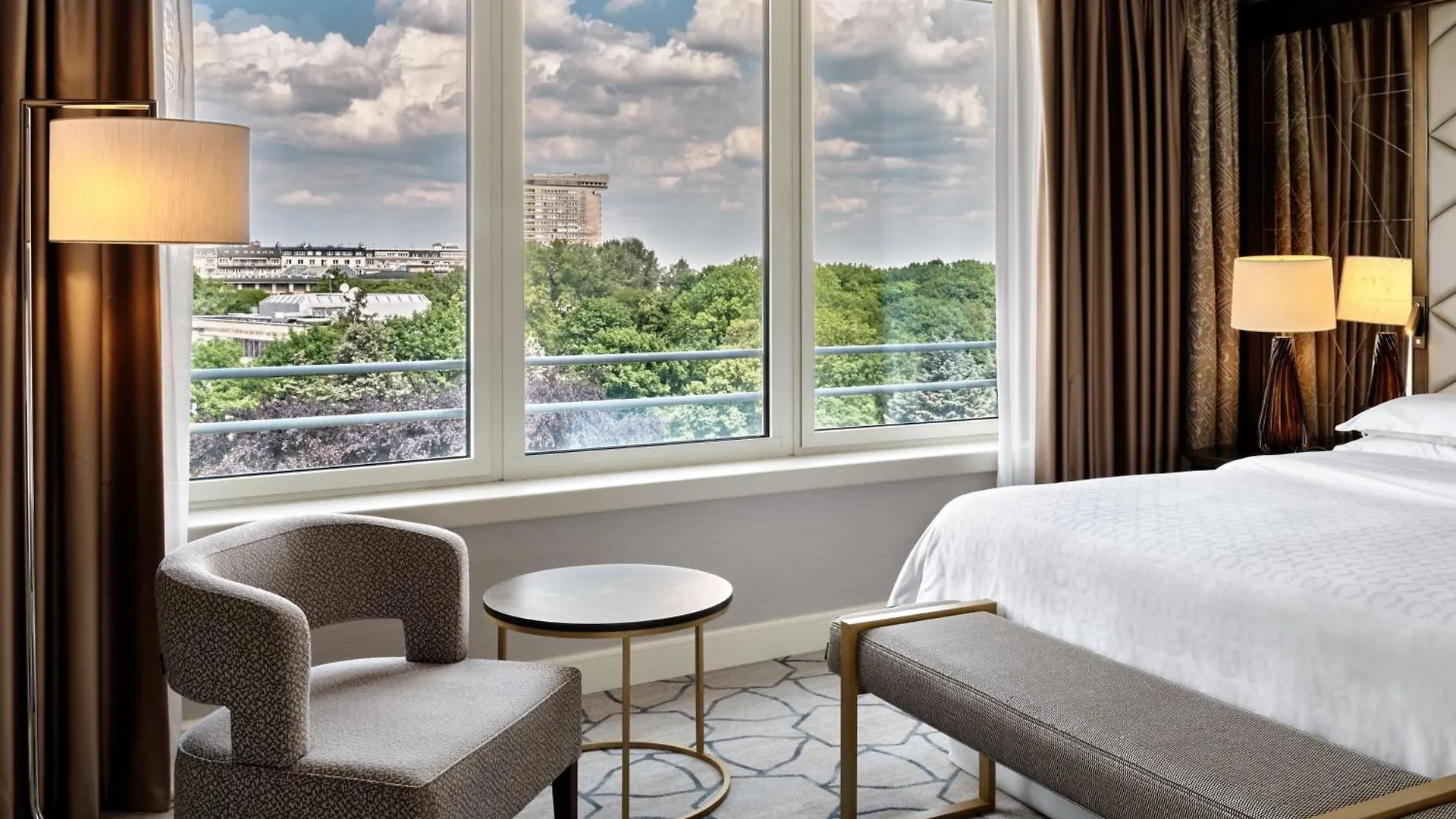Sheraton Grand Warszawa Hotell